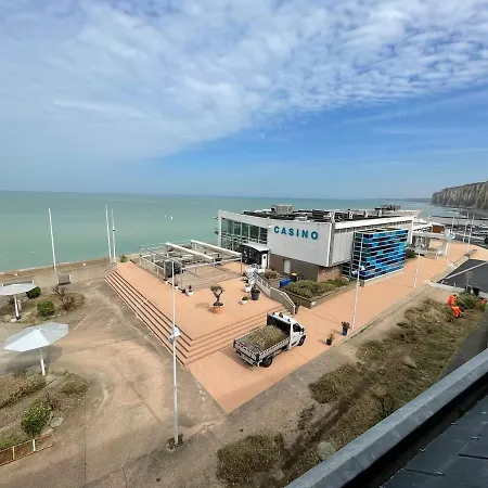 Sea Front Newly Designed Apartment, Appartamento Saint-Valery-en-Caux